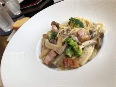 住宅街のきままなダイニングカフェ